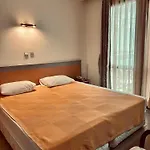 Ata Park 4*