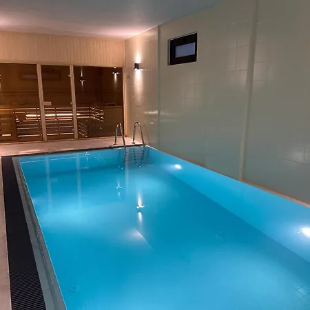 Hotell Ata Park 4*