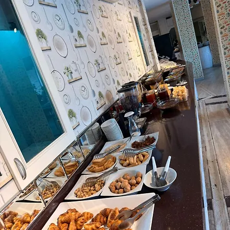 Ata Park Hotell