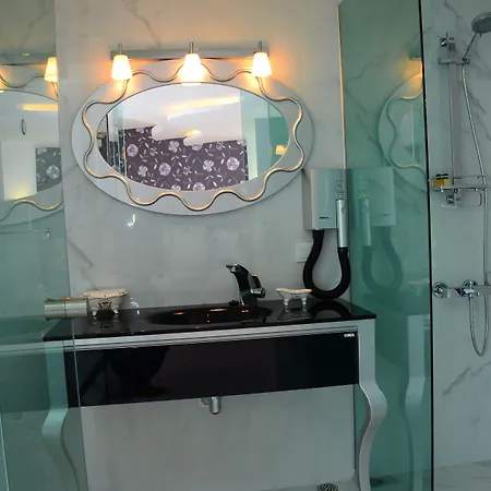 Отель Ata Park 4*