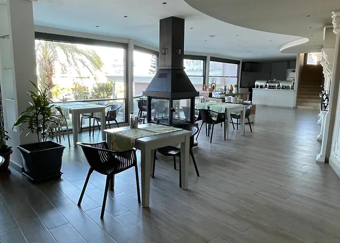 Ata Park Hotel