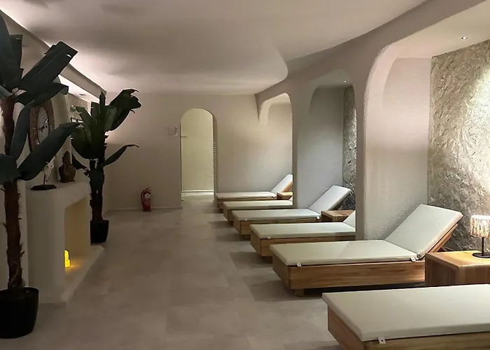 Ata Park Hotel 4*