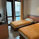 阿塔公园酒店 酒店 4*