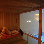 阿塔公园酒店 4*